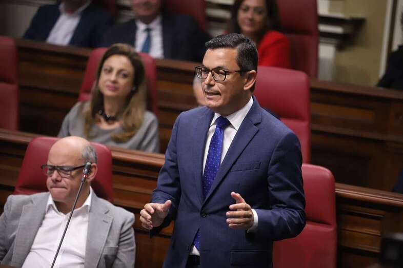 El nacionalista teldense Pablo Rodríguez, hoy en el Parlamento canario/TA.